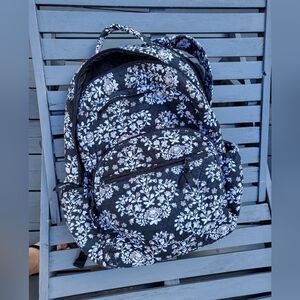 Vera Bradley noir backpack